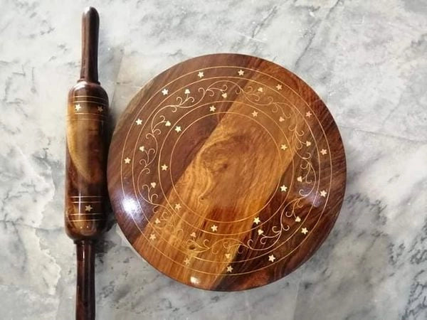 Wooden Chakna Belan (Brass Work)